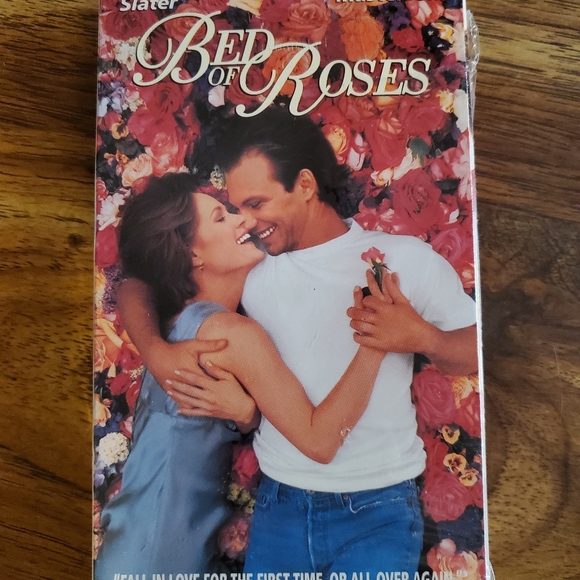 Bed of Roses VHS - Picture 1 of 3